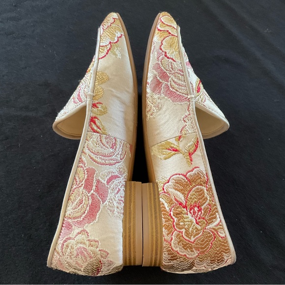 Nine West Xena Floral Tapestry Satin Flat Loafers, Women’s Sz 7.5M - Picture 6 of 9